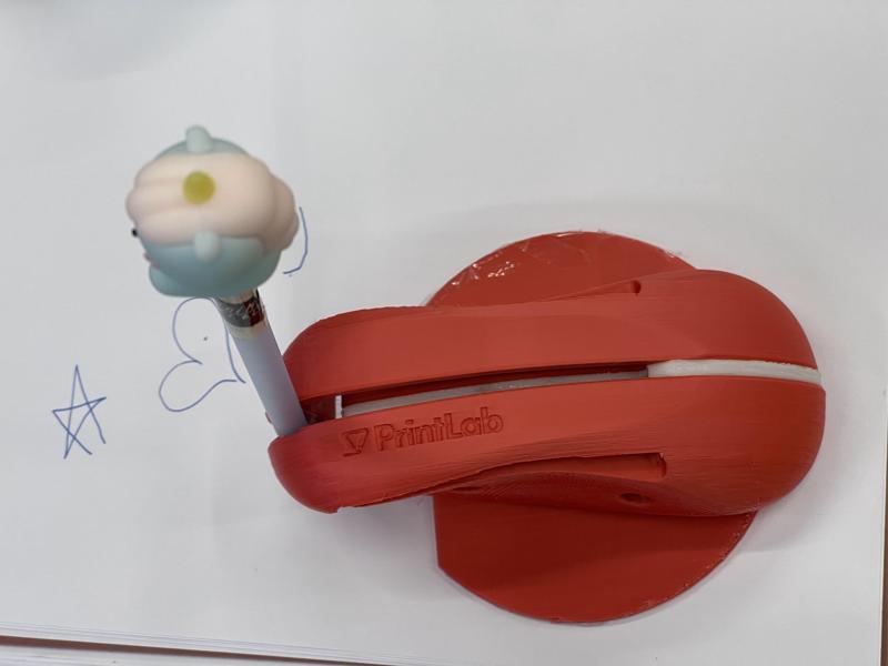 DRAG wings mod Assistive Writing and Drawing Device