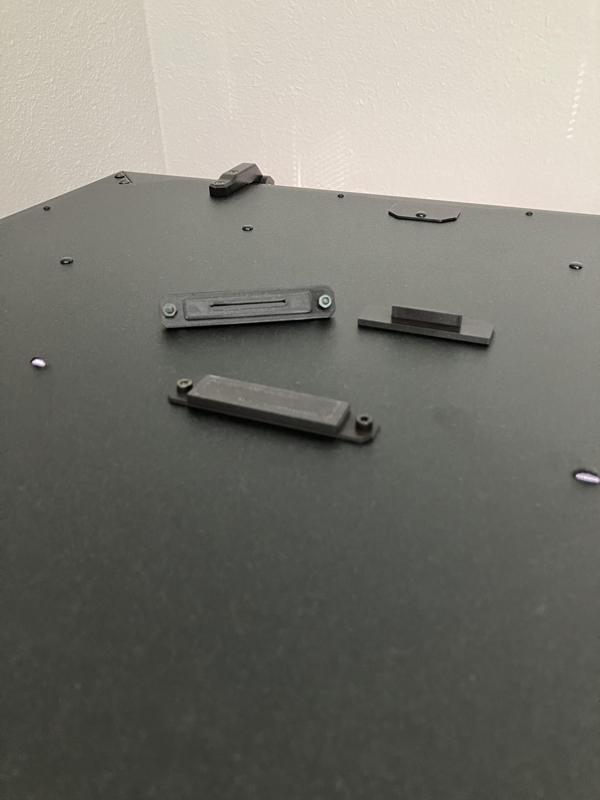 Original Enclosure Top Center Opening Filament Passthrough (slot) Plug