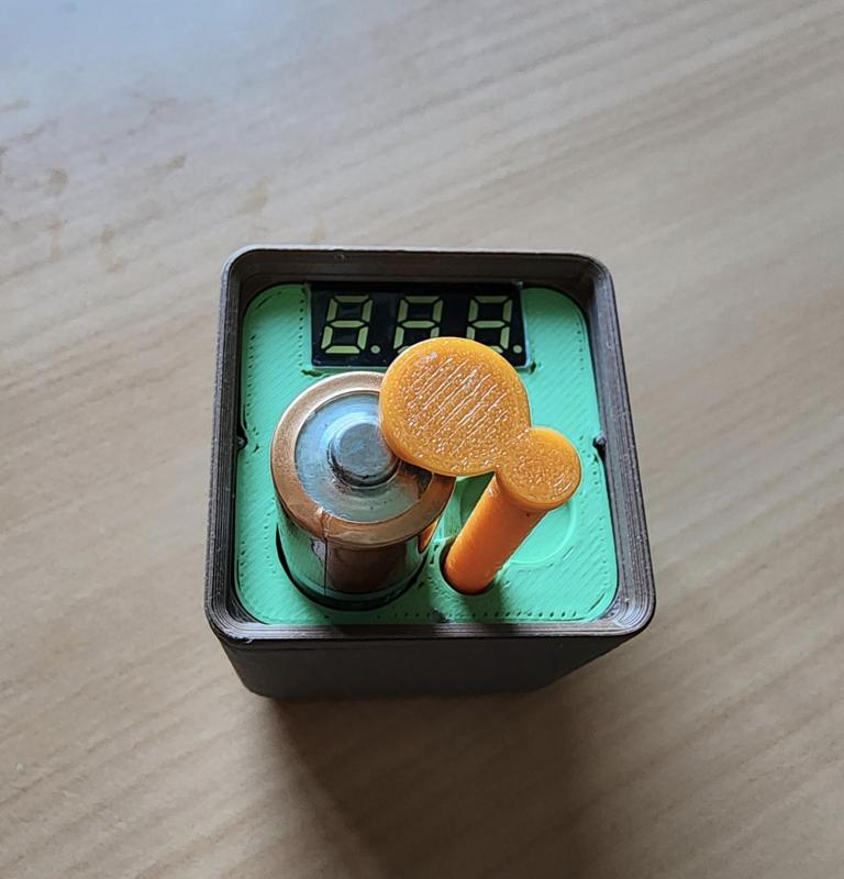 Gridfinity battery tester