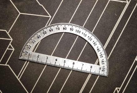 10 cm protractor with mm function (Accurate)
