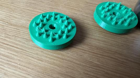 Thrustmaster TPR carpet gripper