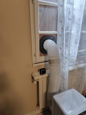 Sortie tuyau évacuation climatisation mobile