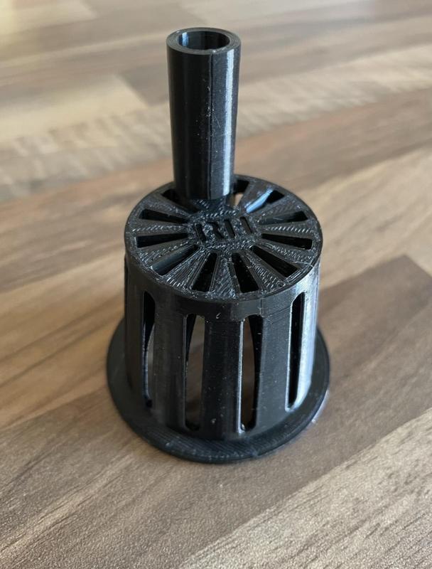 Net pot with long hole for flower stick