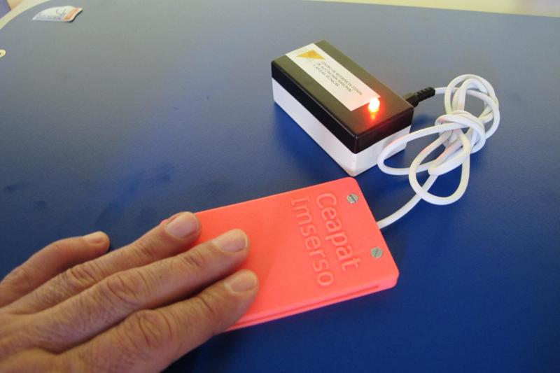 Hand switch/Pulsador JJ2