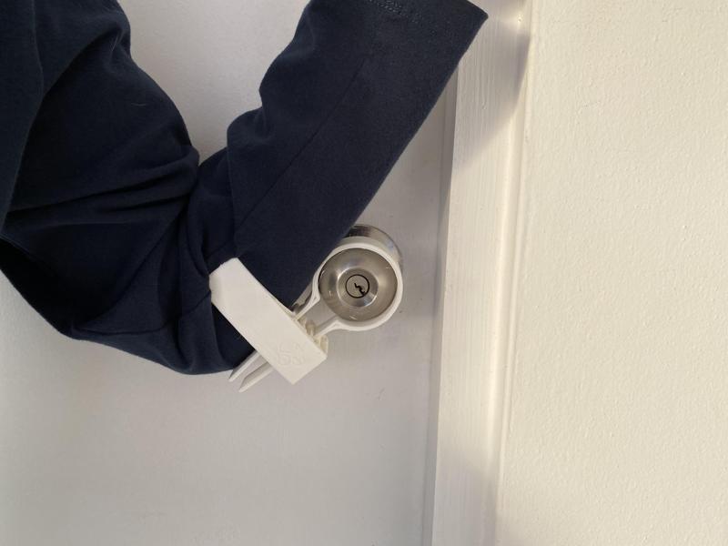 HANDS FREE DOOR OPENER flat attachment