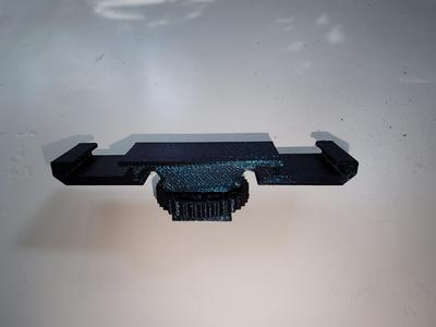 Dual Cold Shoe with foot and nut