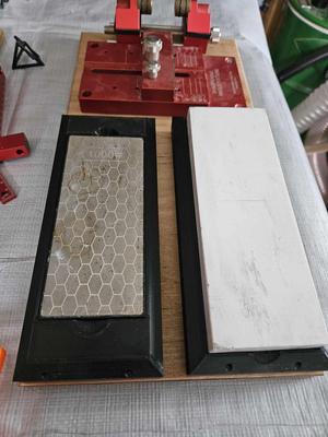 Sharpening chisel station - Whetstone/Diamond holder