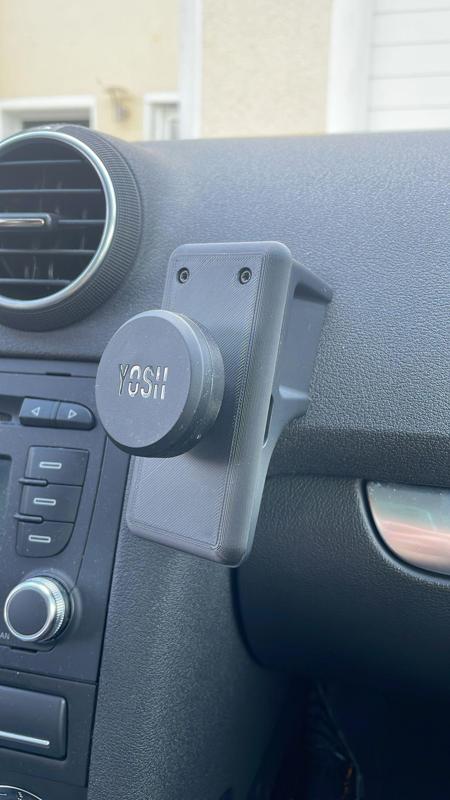 Audi A3 PhoneHolder