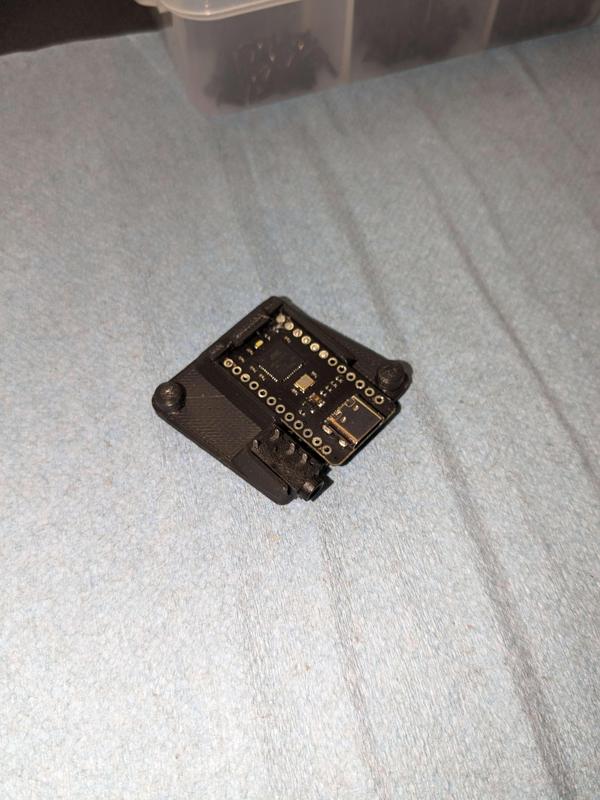 BastardKB dactyl handwire controller adapter