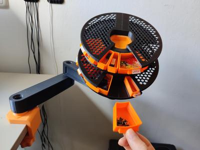 Stackable Expandable Rotating Moveable Storage Arm