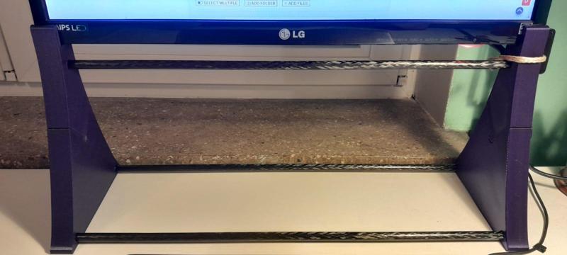 Stand for LG Flatron screen