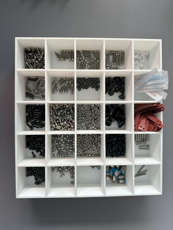 Organizer for workbench