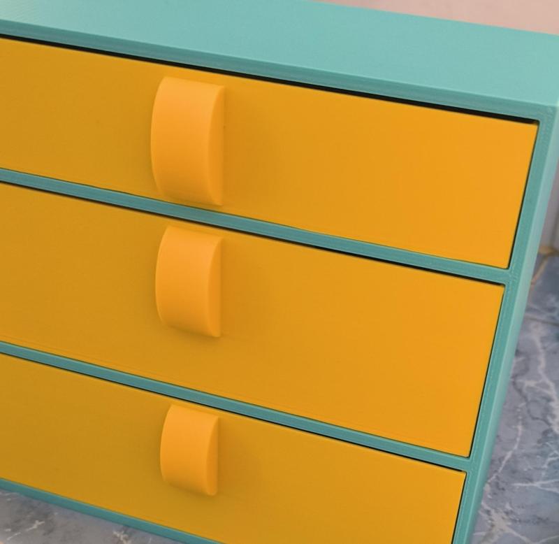 Set of Drawers