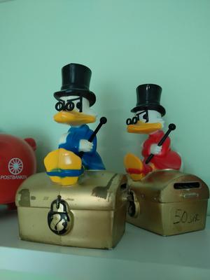 Cane for Uncle Scrooge piggy bank