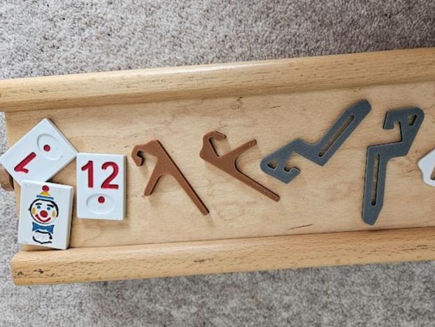 rummy - remi - table pegs