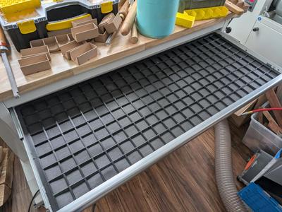 Husky 52" height-adjustable bench Gridfinity base