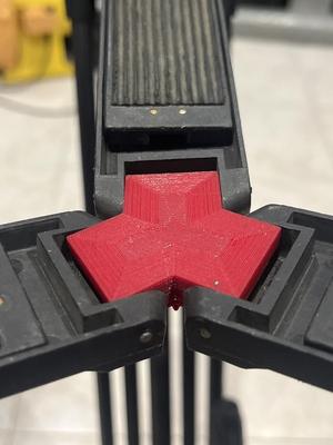 Sachtler spreader Triangle