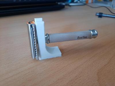 minimalistic razor holder
