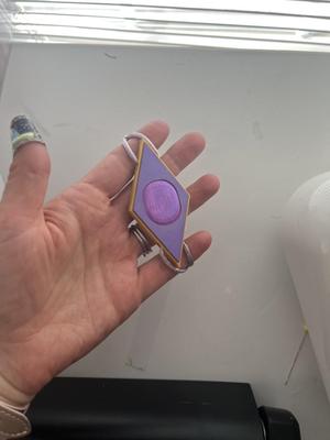 Gaya magic band puck holder modified from Magic Band Keychain by guido666
