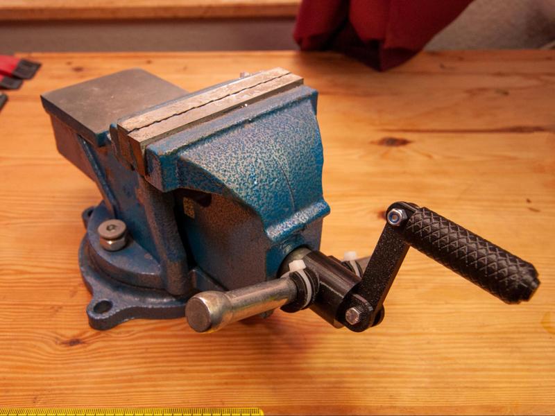 Bench vise crank handle 