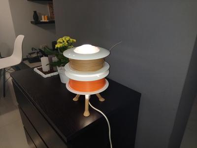 Spool lamp
