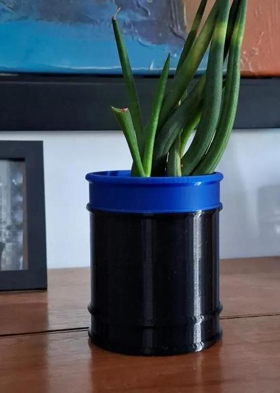 Oil barrel plant pot / pencil holder / desk organizer   