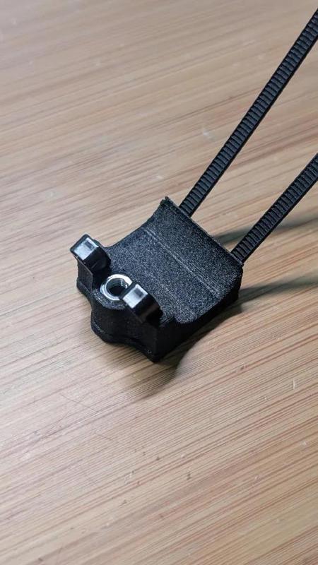 Frame Lock Mount for Larry vs Harry Bullitt   