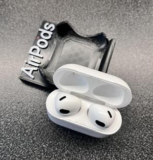 Airpods Gen 3 belt  with logo and without.stl