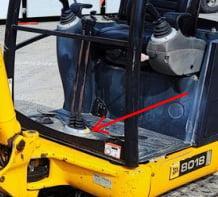 JCB 8018 FOOT REST PROTECTION
