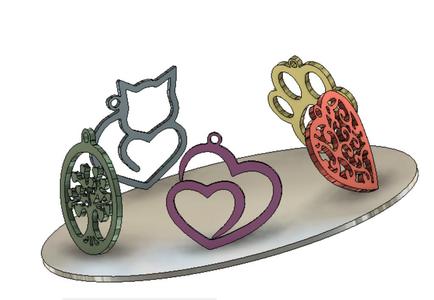 PET TREE HEART PENDANT