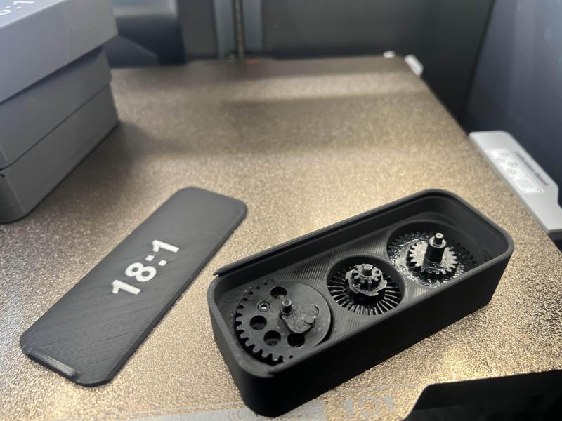 Airsoft aeg gear storage