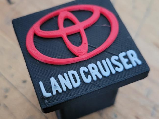 TOYOTA LANDCRUISER HITCH COVER PLUG
