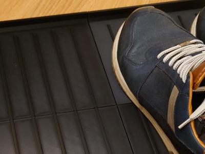 Shoe mat