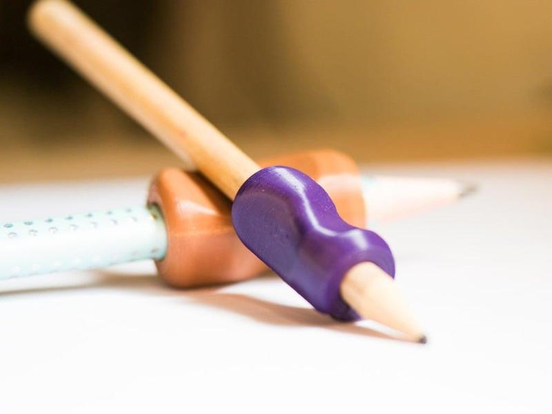 Pencil ergonomic grip