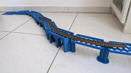 H0 modular bridge with ramp (WIP)