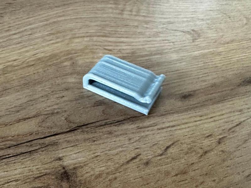 niversal Cable Clip – Tape Mounted