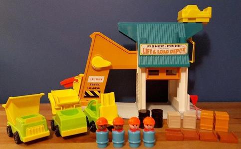 #942 fisher price load and lift oil barrel(1977-1979)