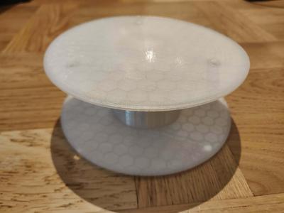 Simple turntable for painting