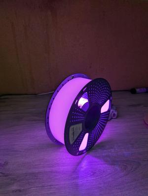 Customizable LED Spool Lamp