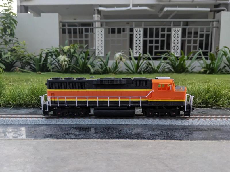 GP60M Locomotive (BNSF) - Dragon Railway