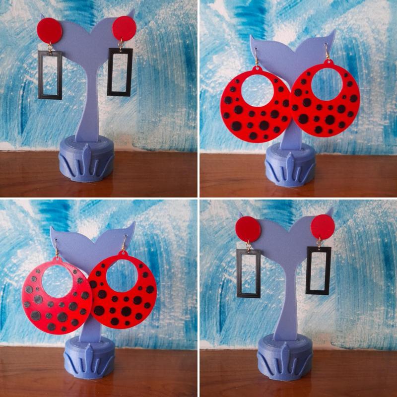 Exhibitor earrings / Earrings display