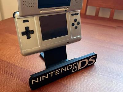 NINTENDO DS STAND