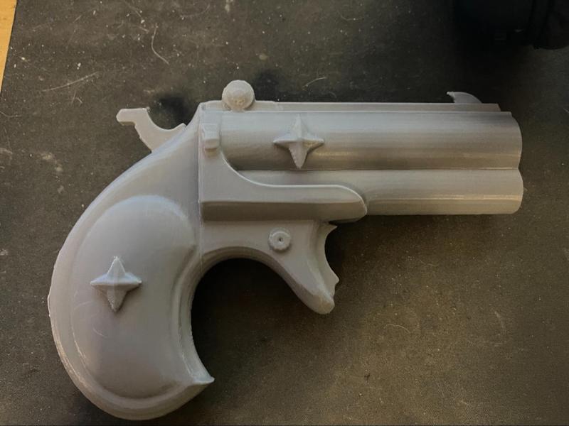 Gushing over magical girls Kiwi gun 