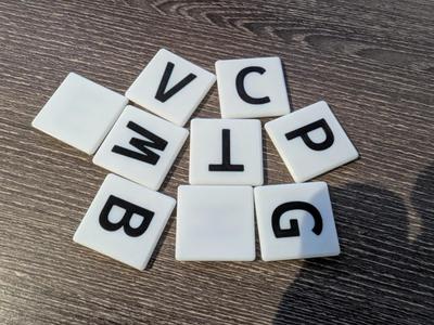 Scrabble Jr English Tile Set