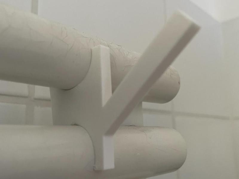 Simple Towel Radiator Holder (<5g!)