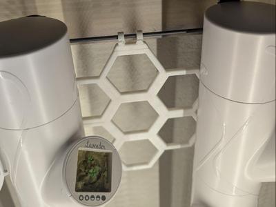 Gardyn Hook for Modular Hexagon Trellis