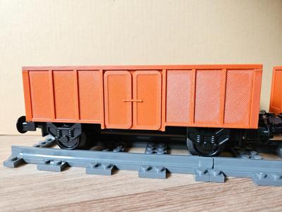 Gondola railcar