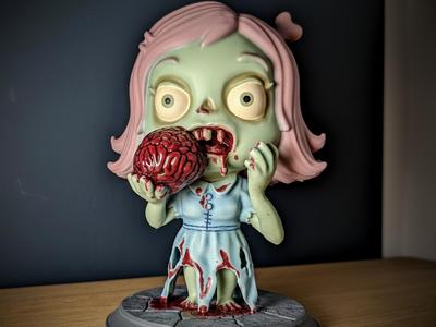 Hunger Girl - Zombie - Halloween Decoration