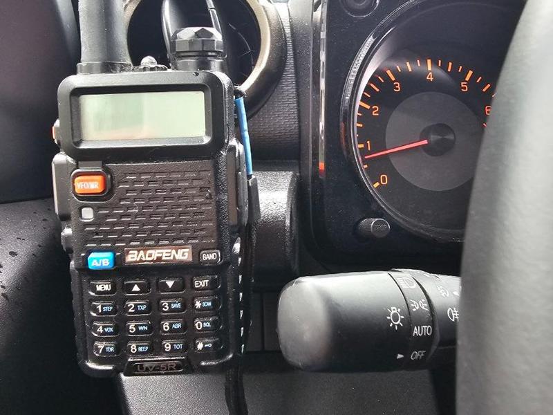 Baofeng UV-5R mount for Suzuki Jimny
