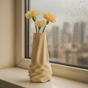 Folded Form Vase – Modern 3D Printed Home Decor